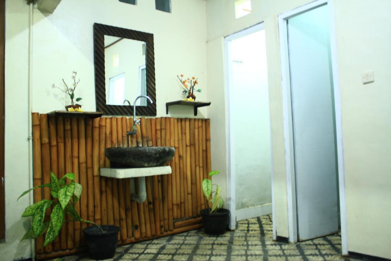 Bali Green Hostel Seminyak Exterior foto